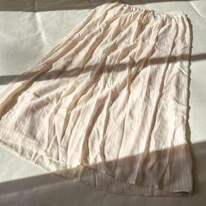 Madewell Pleated Midi Skirt in Light Blush Cream